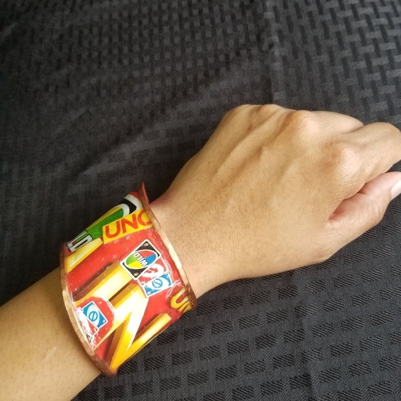 Uno Out Cuff - Picture 3 of 8